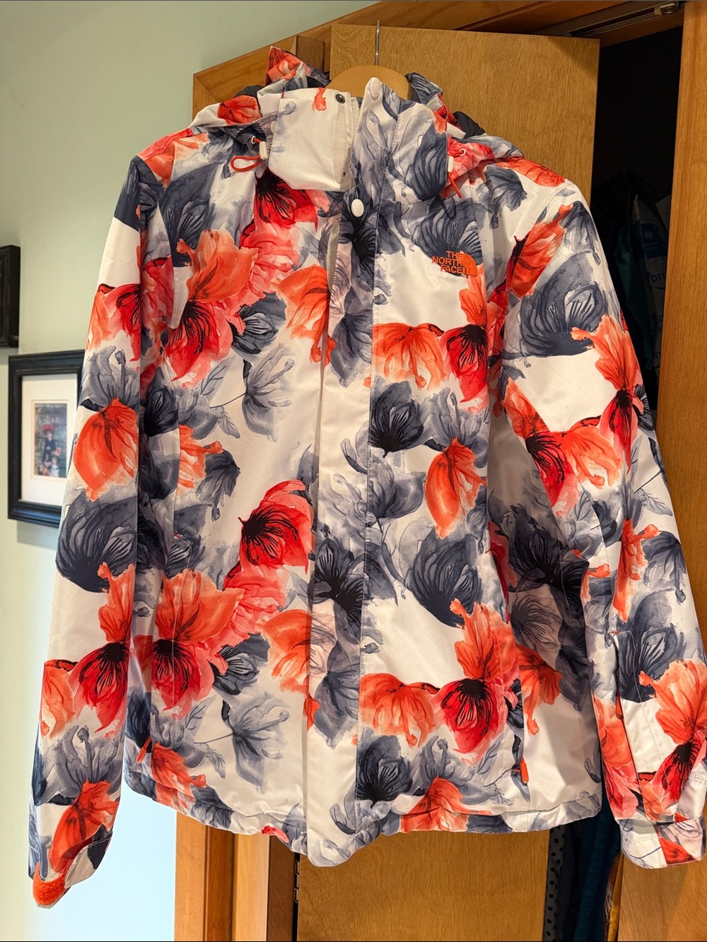 The North Face Women's XL White Ski Jacket with Watercolor Floral Print
